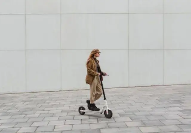 How to Choose the Perfect Electric Scooter for Your Next Adventure 1 Choosing an Electric Scooter