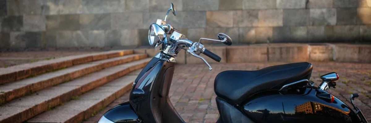 son las scooters mas seguras que las motosas scooters